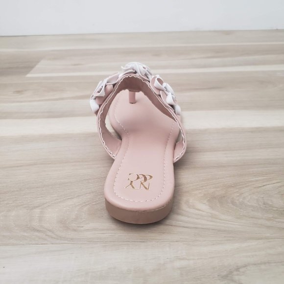 New York & Company Liana Flower Design Flip-Flops Thong Sandals Nude Pink Size 8 - Picture 7 of 10
